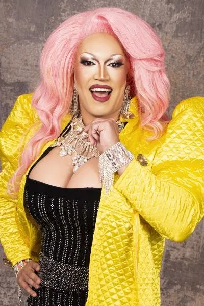 Foto de divulgação: Dança, drag, música e diversidade ocupam o Guará no encerramento de “Dançando a Vida com Close”